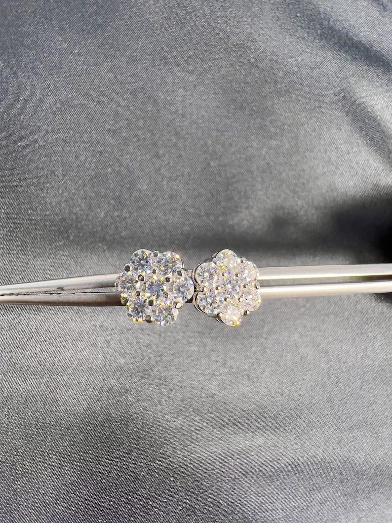 14k gold round screw back lab grown diamond stud earrings, three-quarter view showing fine craftsmanship