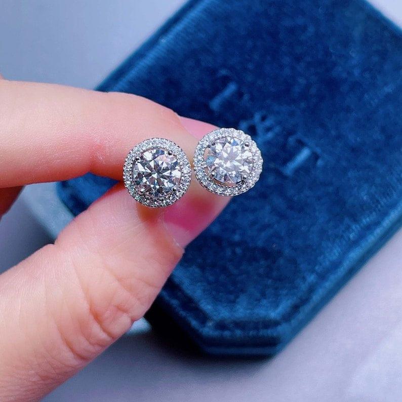 14k gold round halo lab grown diamond stud earrings, three-quarter view showing fine craftsmanship