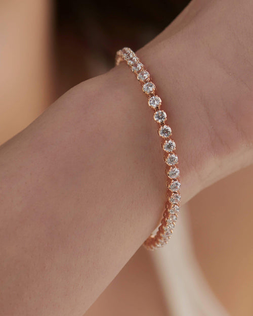 14k gold lab grown diamond tennis bracelet, front view showing fine craftsmanship and a polished finish