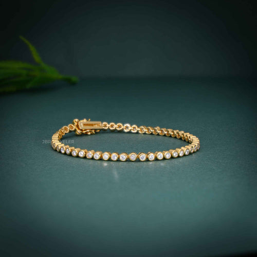 14k gold lab grown diamond tennis bracelet, front view showing fine craftsmanship with brilliant sparkle