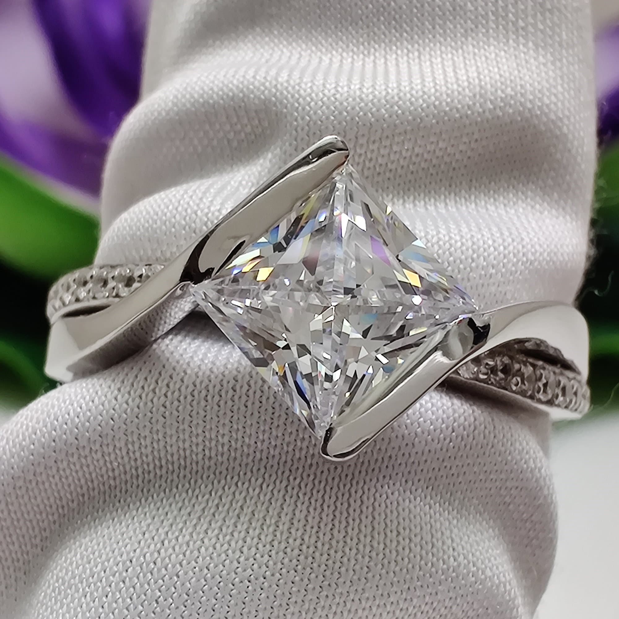 14k gold princess bypass lab grown diamond engagement ring, front view showing fine craftsmanship with brilliant sparkle