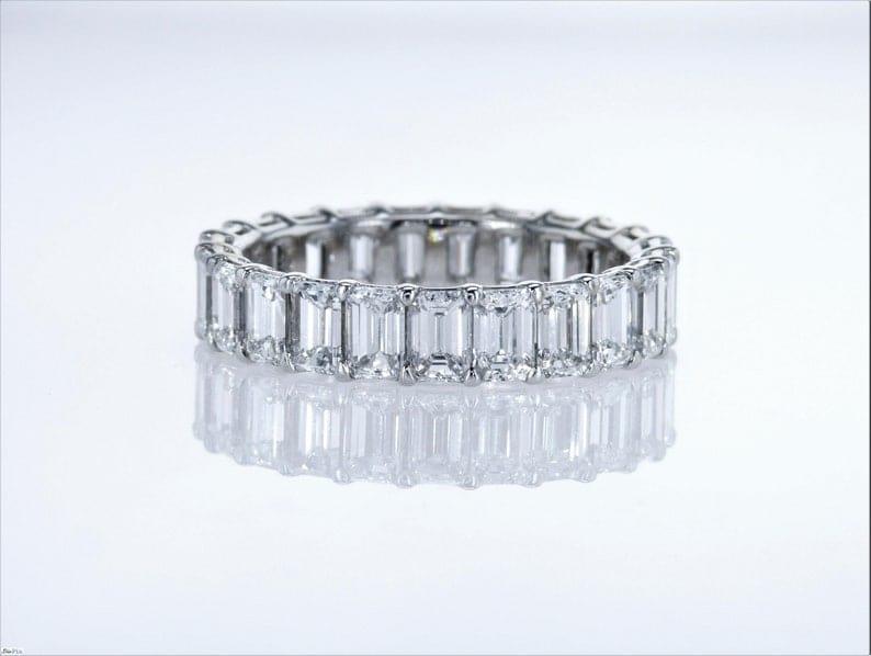 14k gold emerald lab grown diamond eternity band, front view showing fine craftsmanship